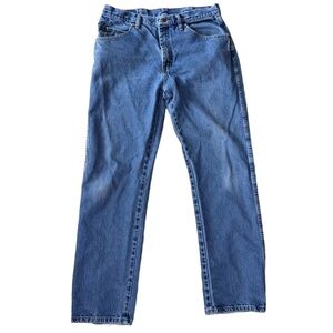Wrangler Jeans Mens Size 34x32 Blue Regular Fit Straight Leg Distressed Hem Clas